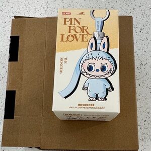 Pin for Love Vinyl Plush Pendant Blind Box H